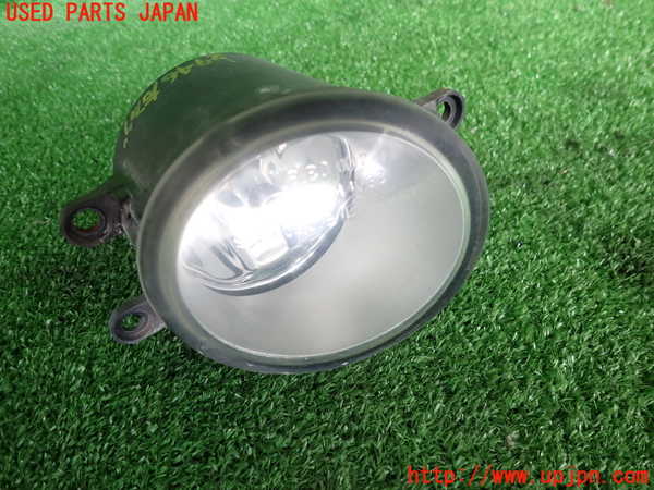 2UPJ-29461180]レクサス・IS F(USE20)右フォグ 中古_m0001.jpg