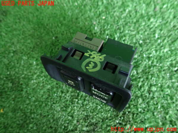 2UPJ-29466308]レクサス・IS F(USE20)スイッチ3 (VSC OFF、走行モード切り替え) 中古_m0002.jpg