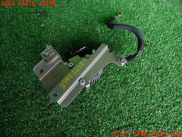 2UPJ-29466881]レクサス・IS F(USE20)レジスター1 中古_m0002.jpg