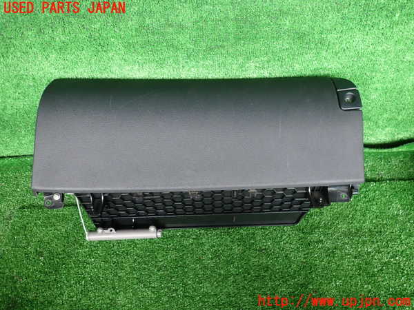 2UPJ-29467516]レクサス・IS F(USE20)グローブボックス1 中古_m0001.jpg