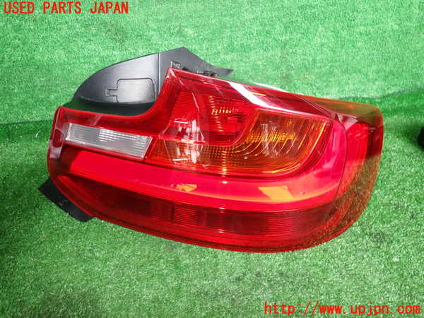 2UPJ-29471530]BMW M2 クーペ(1H30)(F87)右テールランプ 中古_m0001.jpg