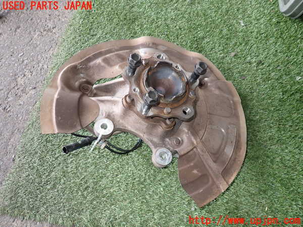 2UPJ-29474290]BMW M2 クーペ(1H30)(F87)右フロントナックルハブ 中古_m0002.jpg