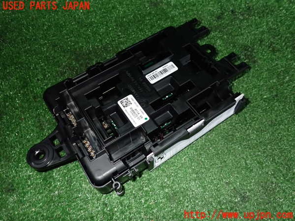 2UPJ-29476741]BMW M2 クーペ(1H30)(F87)ヒューズボックス1 中古_m0002.jpg