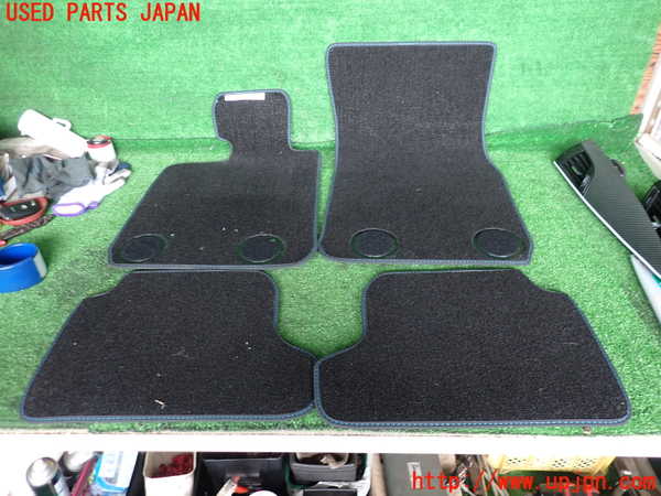 2UPJ-29477800]BMW M2 クーペ(1H30)(F87)フロアマット 中古_m0002.jpg