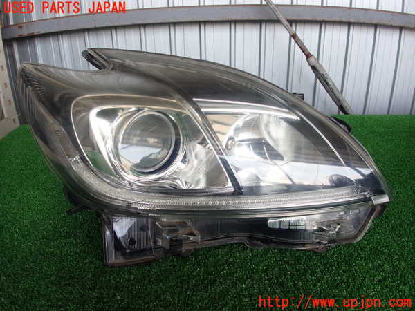 2UPJ-29481130]プリウス(ZVW30)右ヘッドライト HID 中古_m0001.jpg