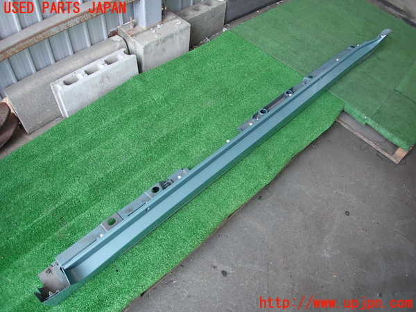 2UPJ-29481392]プリウス(ZVW30)左サイドステップ ジャンク品 中古_m0002.jpg