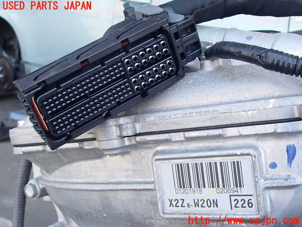 2UPJ-29482010]プリウス(ZVW30)エンジン 2ZR-FXE 中古_m0004.jpg