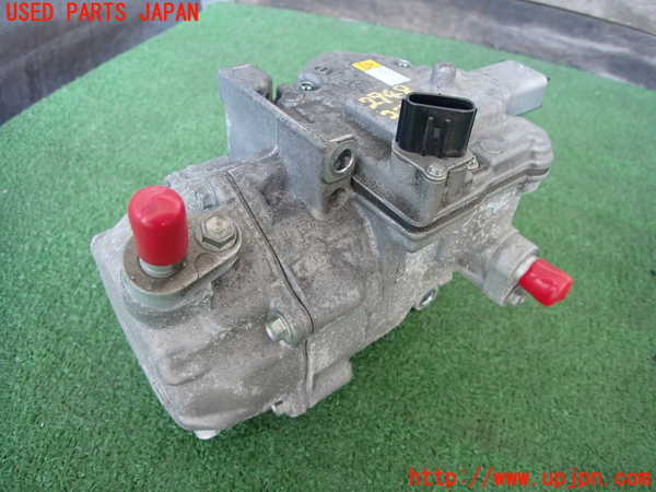 2UPJ-29486025]プリウス(ZVW30)エアコンコンプレッサー 中古_m0001.jpg