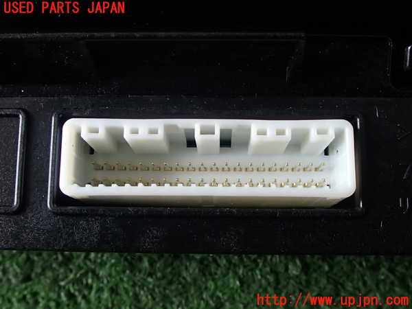 2UPJ-29486170]プリウス(ZVW30)スピードメーター 中古_m0004.jpg