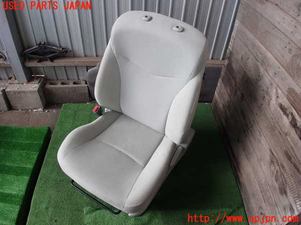 2UPJ-29487065]プリウス(ZVW30)助手席シート 中古_m0001.jpg