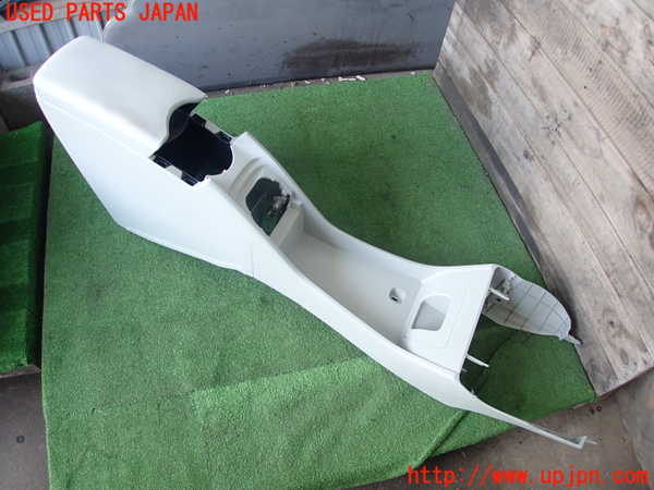 2UPJ-29487540]プリウス(ZVW30)センターコンソール 中古_m0001.jpg