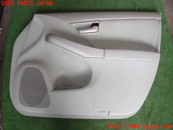 2UPJ-29481234]プリウス(ZVW30)右前ドア内張り 中古_m0001.jpg