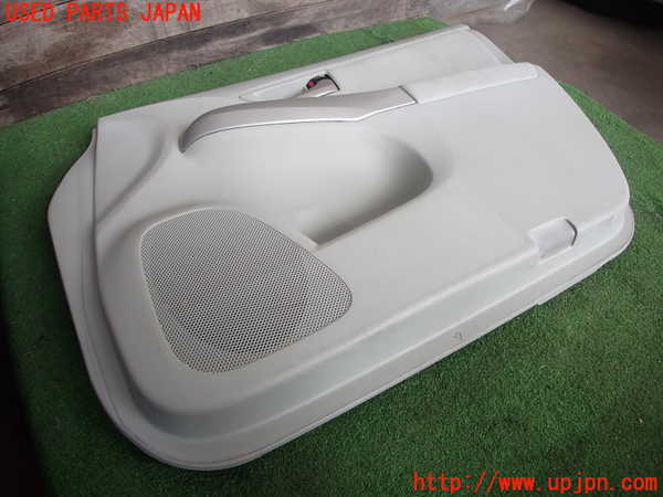 2UPJ-29481234]プリウス(ZVW30)右前ドア内張り 中古_m0002.jpg