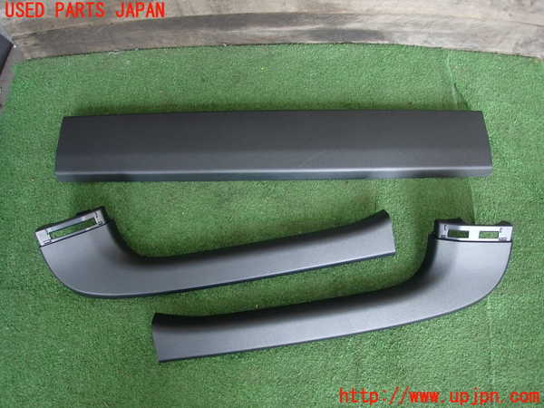 2UPJ-29481578]プリウス(ZVW30)バックドア内張り 中古_m0002.jpg