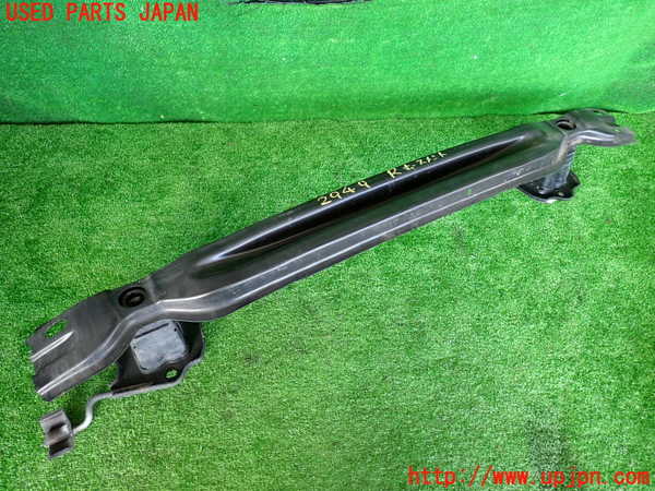 2UPJ-29491614]BMW X1(VL18)(E84系)リアバンパーホースメント 中古_m0001.jpg