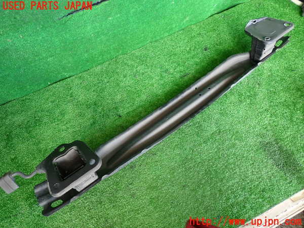 2UPJ-29491614]BMW X1(VL18)(E84系)リアバンパーホースメント 中古_m0003.jpg