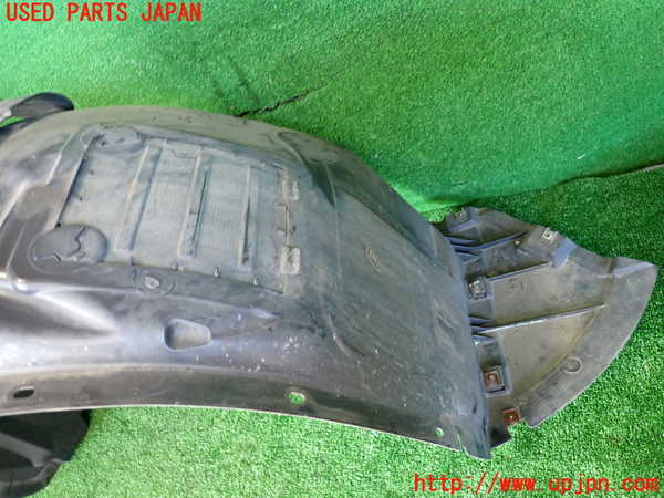 2UPJ-29491090]BMW X1(VL18)(E84系)右前フェンダーライナー 中古_m0002.jpg