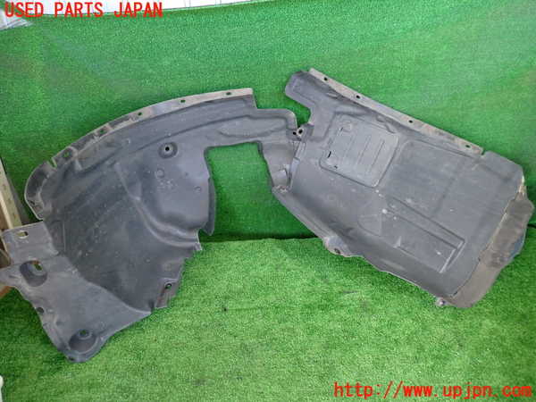 2UPJ-29491090]BMW X1(VL18)(E84系)右前フェンダーライナー 中古_m0005.jpg