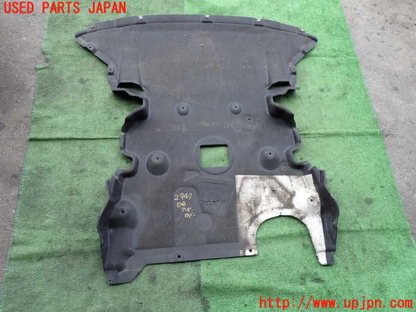 2UPJ-29492170]BMW X1(VL18)(E84系)エンジンアンダーカバー 中古_m0001.jpg