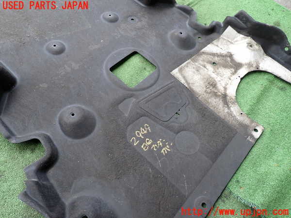 2UPJ-29492170]BMW X1(VL18)(E84系)エンジンアンダーカバー 中古_m0003.jpg