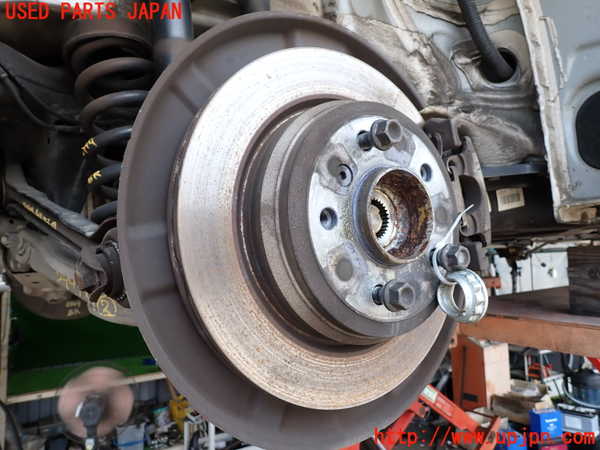 2UPJ-29494300]BMW X1(VL18)(E84系)右リアナックルハブ 中古_m0001.jpg