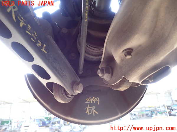 2UPJ-29494300]BMW X1(VL18)(E84系)右リアナックルハブ 中古_m0002.jpg