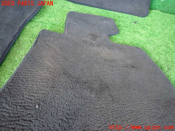 2UPJ-29497800]BMW X1(VL18)(E84系)フロアマット 中古_m0002.jpg