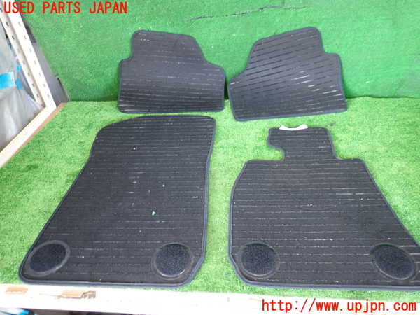2UPJ-29497800]BMW X1(VL18)(E84系)フロアマット 中古_m0004.jpg