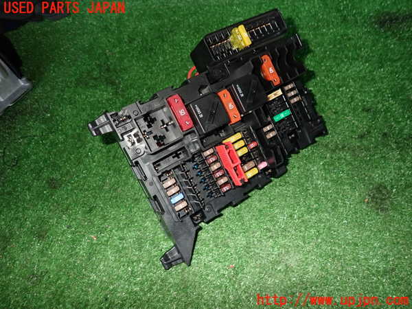 2UPJ-29506741]BMW ミニ(MINI)クーパーS(XS20)(F55)ヒューズボックス1 中古_m0002.jpg