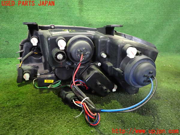 2UPJ-29511130]アウディ・TT ロードスター(8NAPXF)右ヘッドライト HID (ジャンク品) 中古_m0003.jpg