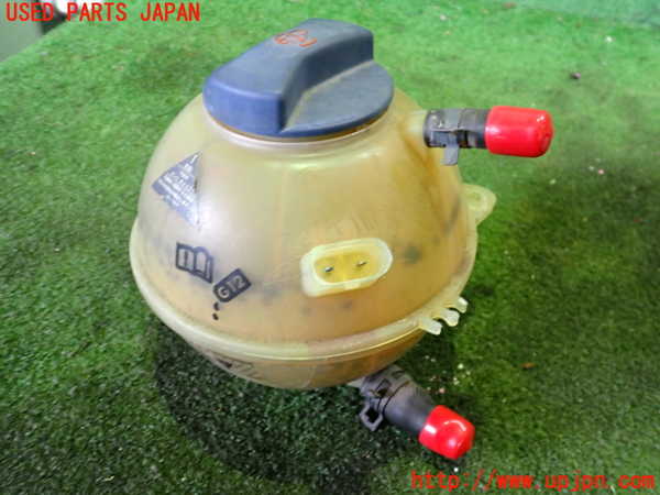 2UPJ-29512410]アウディ・TT ロードスター(8NAPXF)ラジエータータンク 中古_m0001.jpg