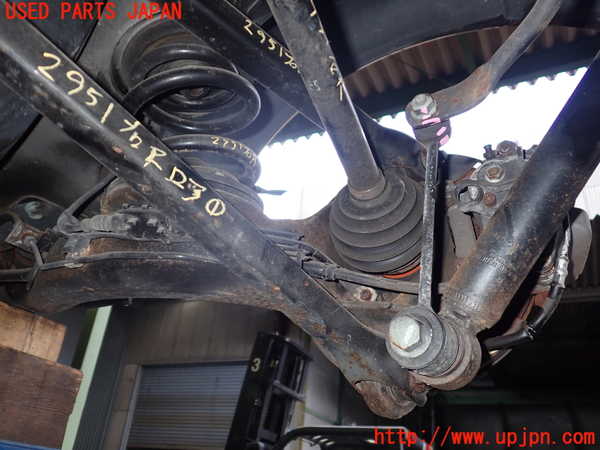 2UPJ-29514300]アウディ・TT ロードスター(8NAPXF)右リアナックルハブ 中古_m0001.jpg