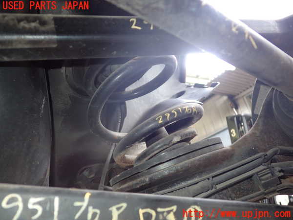 2UPJ-29515100]アウディ・TT ロードスター(8NAPXF)右リアスプリング 中古_m0001.jpg