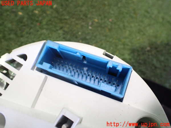 2UPJ-29516170]アウディ・TT ロードスター(8NAPXF)スピードメーター 中古_m0003.jpg