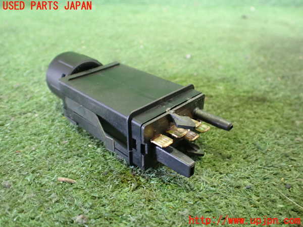 2UPJ-29516300]アウディ・TT ロードスター(8NAPXF)デフォッガースイッチ 中古_m0002.jpg