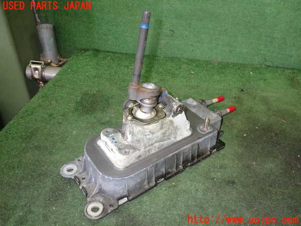 2UPJ-29517560]アウディ・TT ロードスター(8NAPXF)MTシフトレバー 中古_m0002.jpg