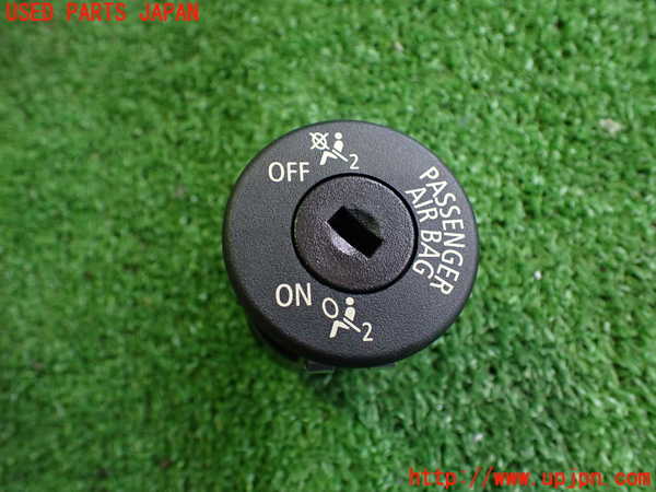 2UPJ-29526311]BMW Z4(LM25)スイッチ6 (AIR BAG) 中古 (E89)_m0001.jpg