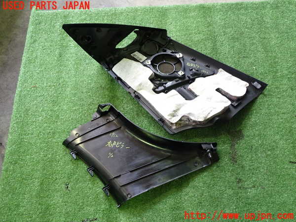 2UPJ-29527675]BMW Z4(LM25)右リアピラートリム 中古 (E89)_m0003.jpg