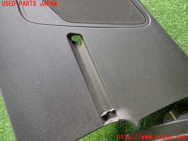 2UPJ-29527680]BMW Z4(LM25)左リアピラートリム 中古 (E89)_m0002.jpg