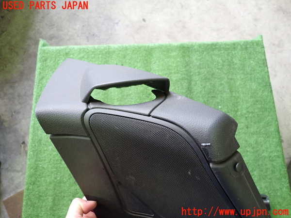 2UPJ-29527680]BMW Z4(LM25)左リアピラートリム 中古 (E89)_m0003.jpg