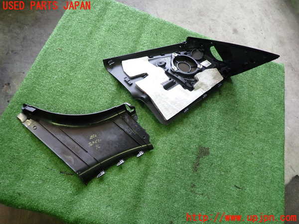 2UPJ-29527680]BMW Z4(LM25)左リアピラートリム 中古 (E89)_m0004.jpg