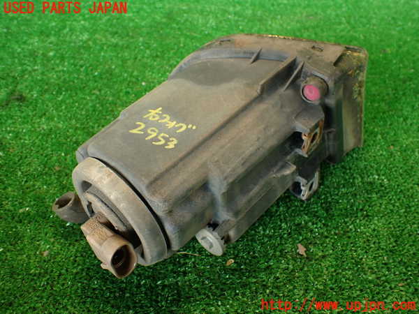 2UPJ-29531180]アルテッツァ(GXE10)右フォグ 中古_m0004.jpg