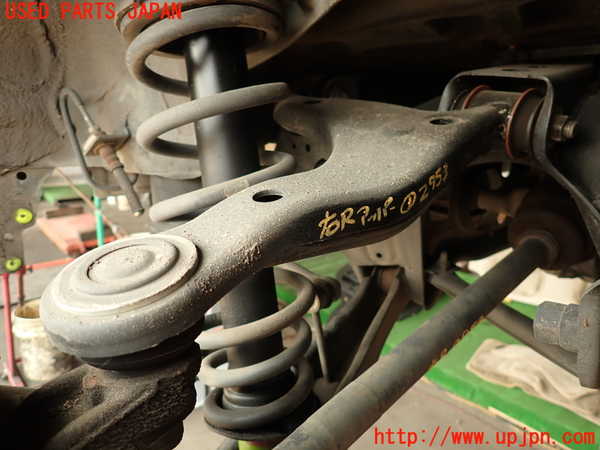 2UPJ-29535146]アルテッツァ(GXE10)右リアアッパーアーム1 中古_m0001.jpg