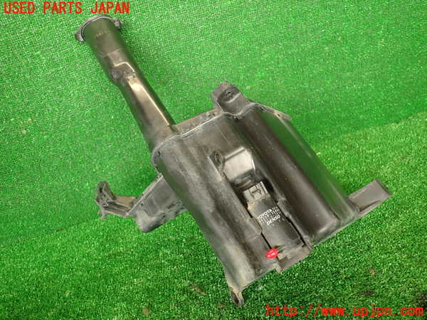 2UPJ-29536791]アルテッツァ(GXE10)ウォッシャータンク1 中古_m0002.jpg