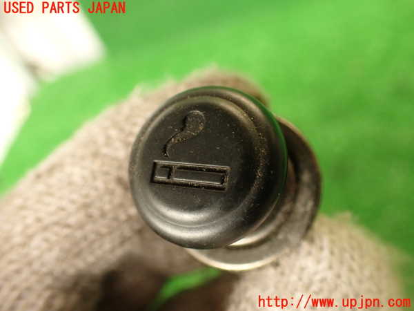 2UPJ-29537815]アルテッツァ(GXE10)シガライター 中古_m0003.jpg