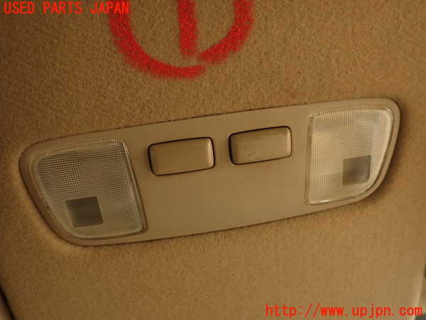 2UPJ-29536411]アルテッツァ(GXE10)ルームランプ1 (真中 1列目) 中古_m0001.jpg