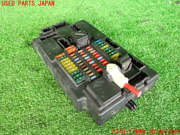 2UPJ-29546742]BMW ミニ(MINI)ジョンクーパーワークス(JCW)(MFJCW)ヒューズボックス2 中古 (R56)_m0001.jpg