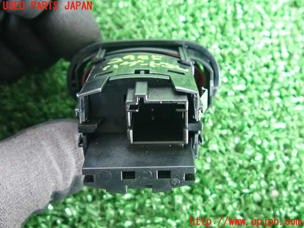2UPJ-29556290]BMW ミニ(MINI)ワン(XU15M)ハザードスイッチ 中古_m0004.jpg