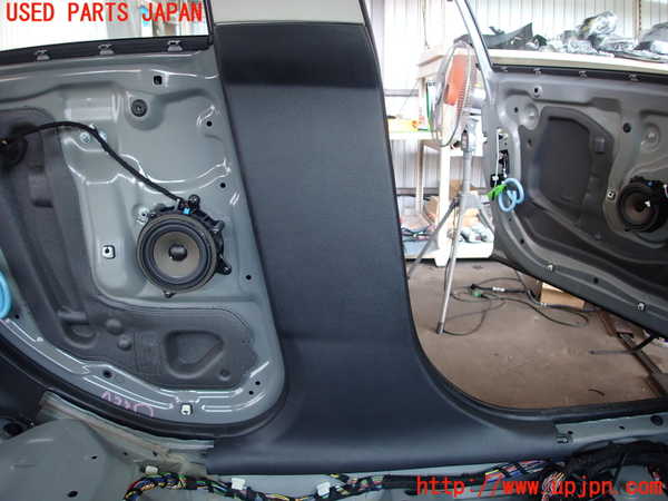 2UPJ-29557670]BMW ミニ(MINI)ワン(XU15M)左センターピラートリム 中古_m0003.jpg