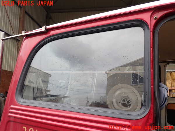 5UPJ-29561380]三菱ジープ(J37)右クォーターガラス 中古_m0001.jpg